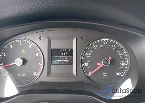 2011 Volkswagen Jetta 2.5L Se z USA, uszkodzony, nr VIN 3VWDZ7AJ2BM378437